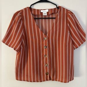 Striped button up blouse, short sleeve, small
